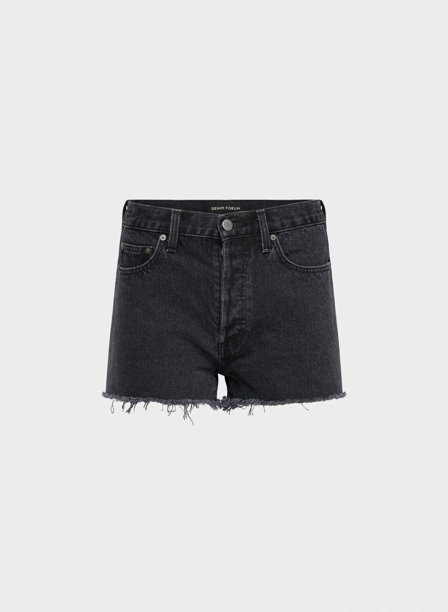 denim forum ekskjæresten høy rise denim shorts svart eyeliner
