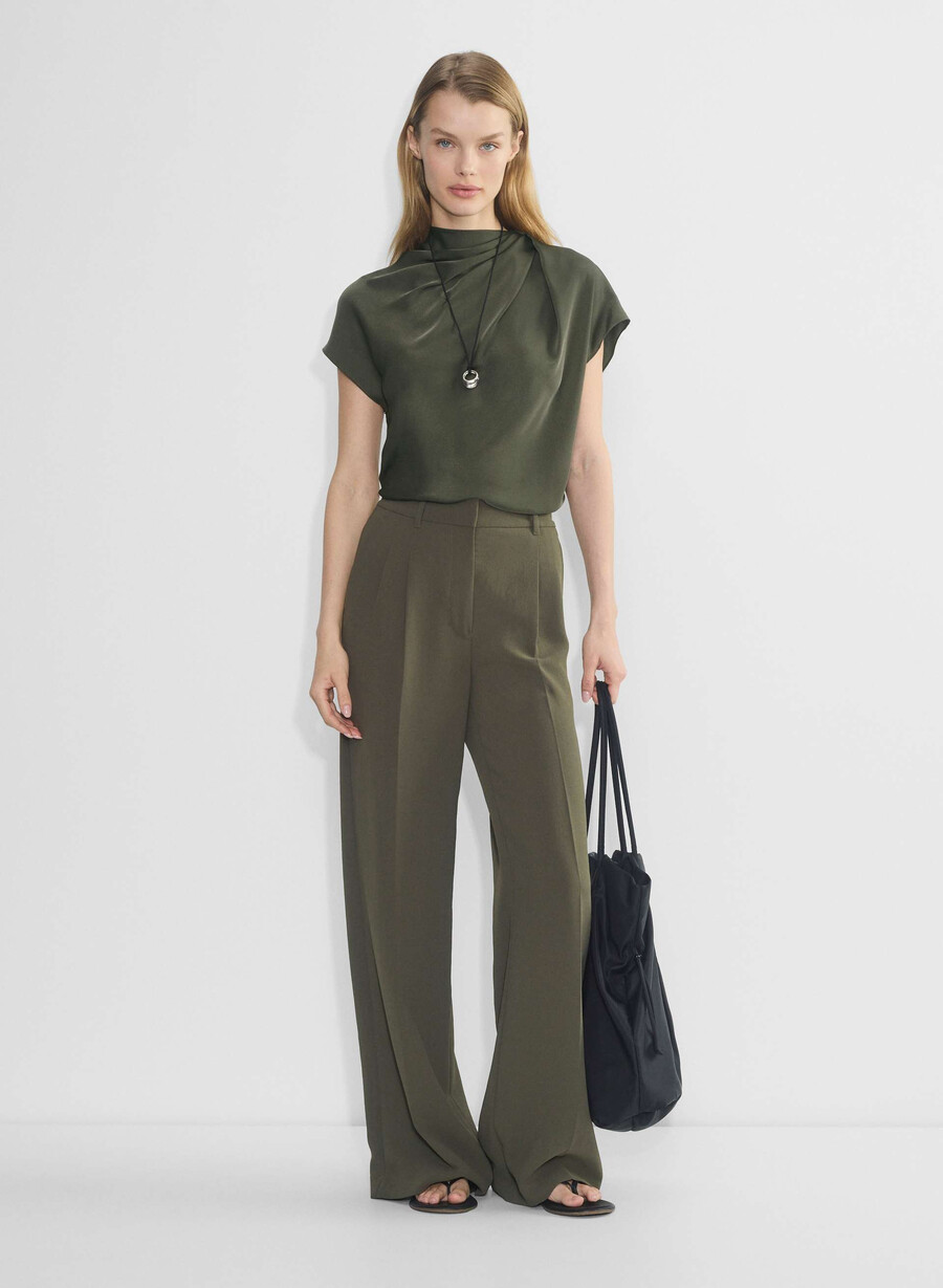 the effortless pant wider – crepette mØrk oliven