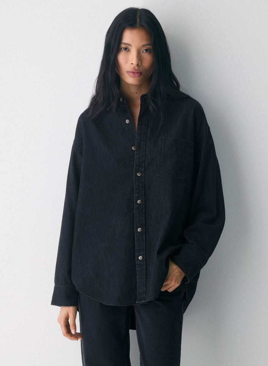 denim forum komfortabel denimskjorte fra 80-tallet svart eyeliner