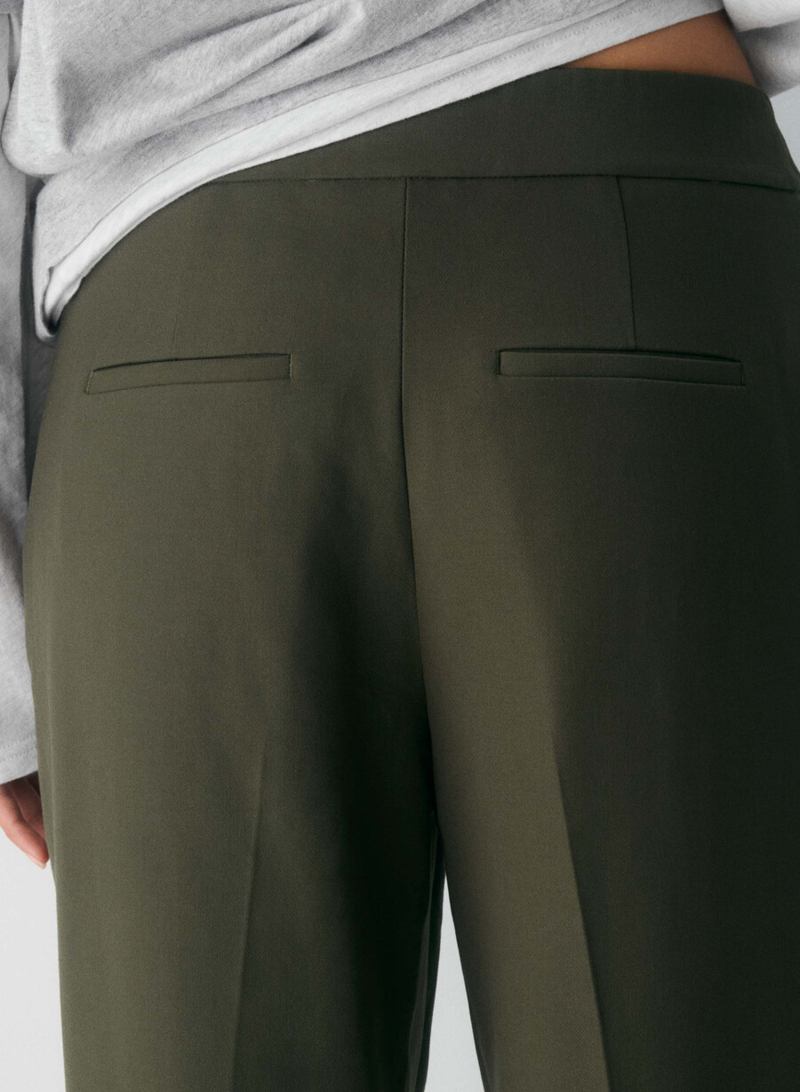 the limitless pant - reessensiell mØrk oliven