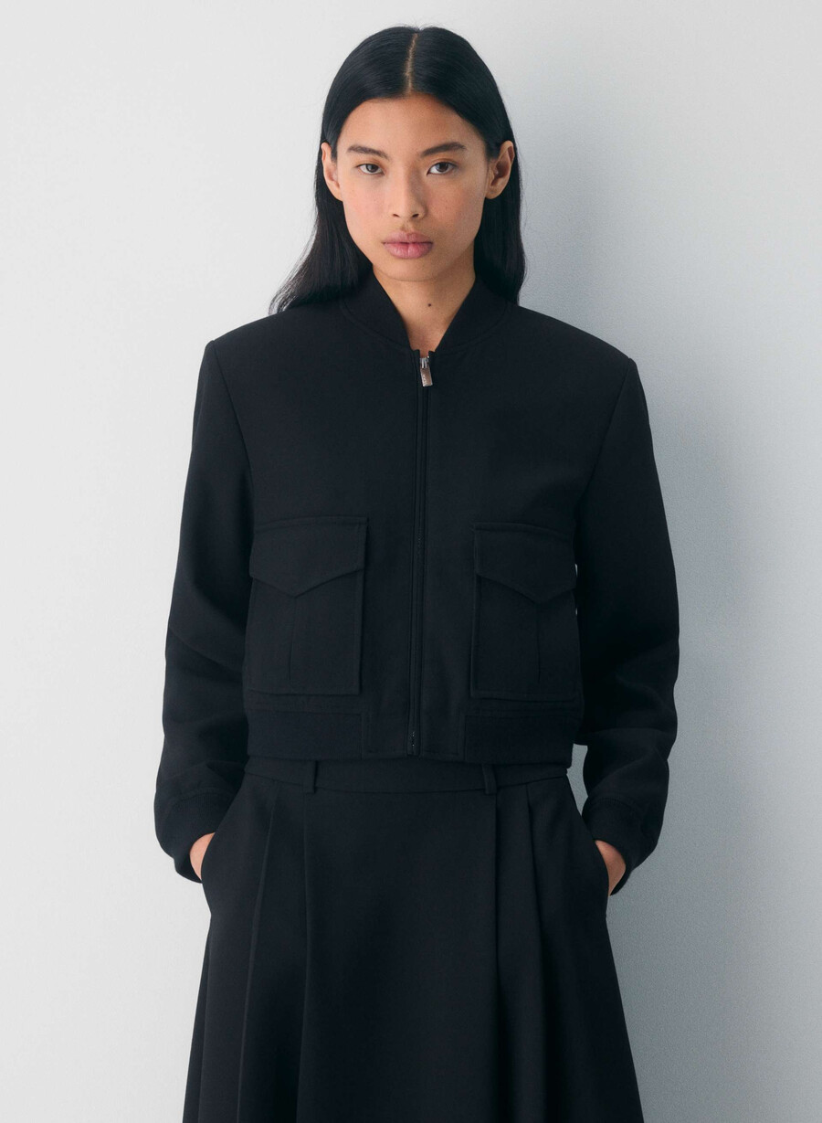 succession bomber - reessential black