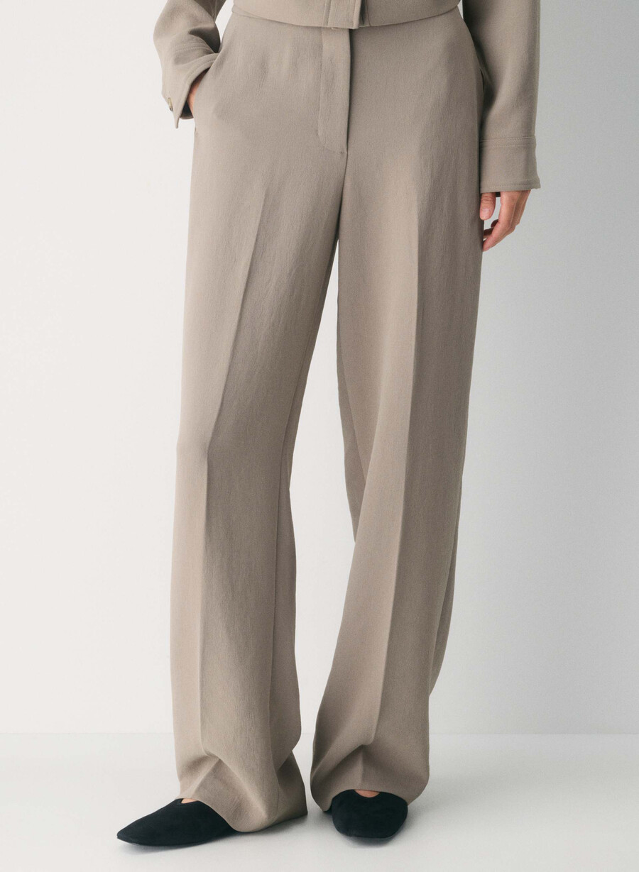 the limitless pant – crepette nomad taupe