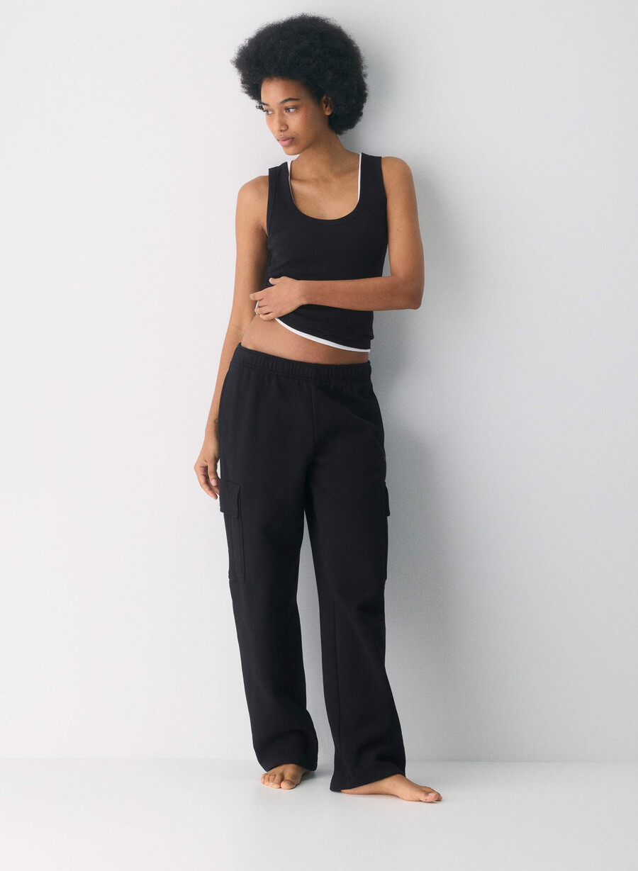 cozy sweatfleece mega cargo joggebukse svart