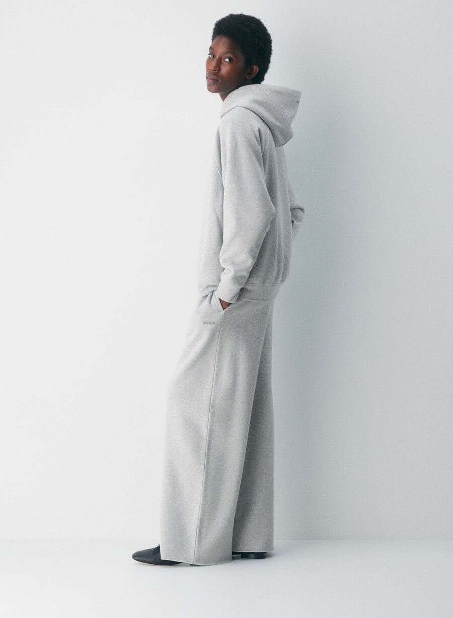 koselig hettegenser i fleece mega raglan i melange krom