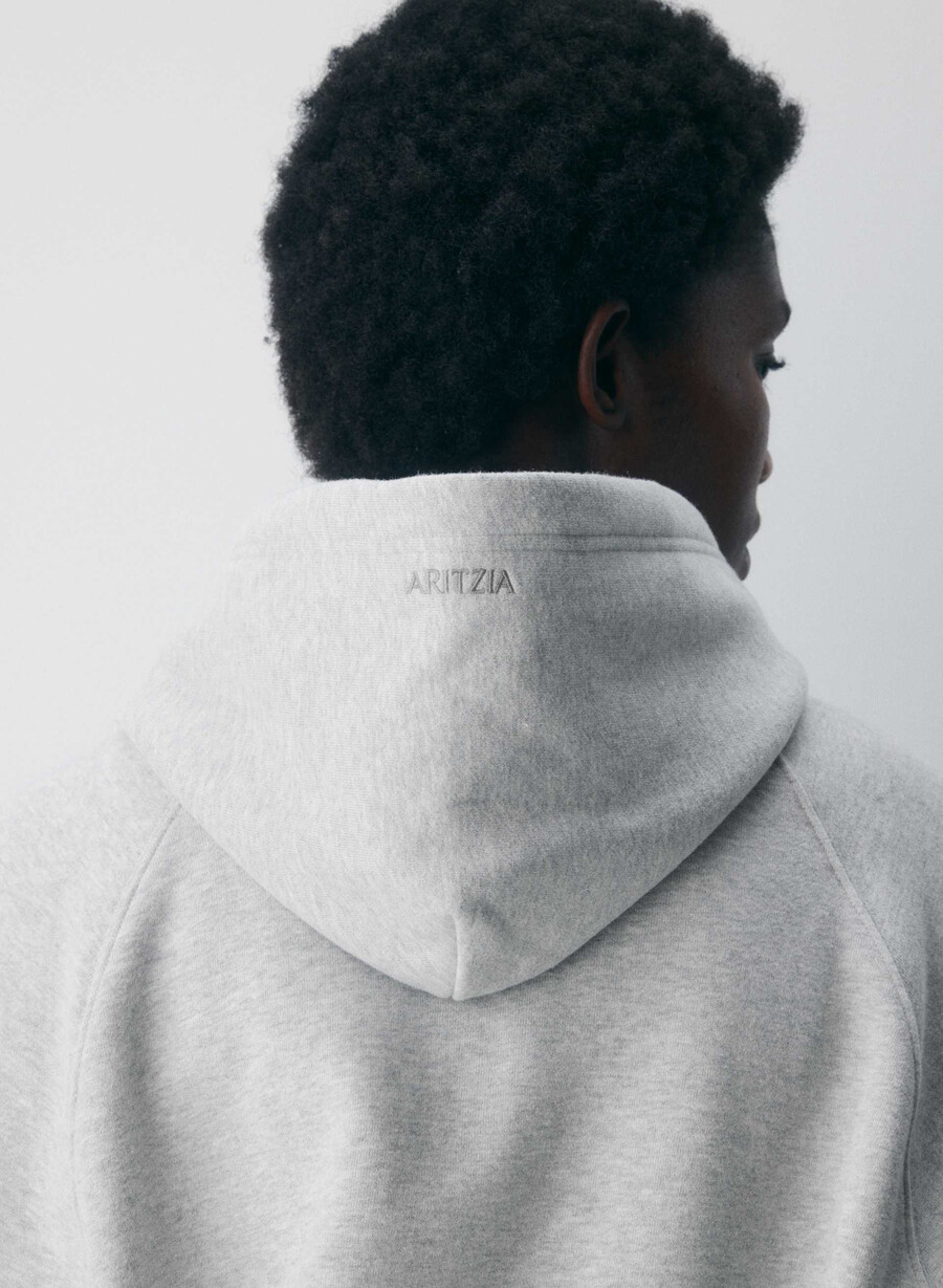 koselig hettegenser i fleece mega raglan i melange krom