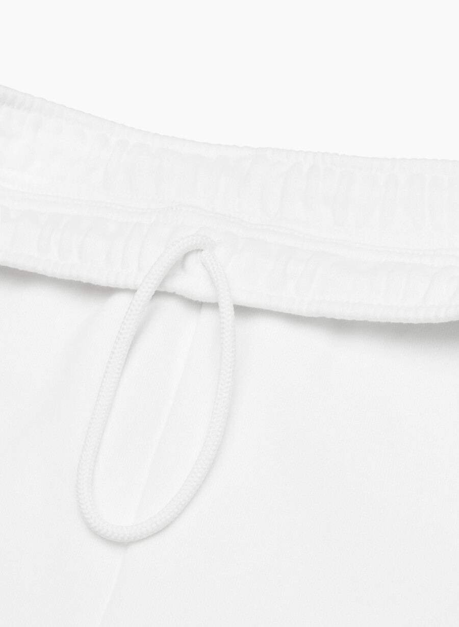 koselig svettefleece mega cargo mid-thigh short hvit