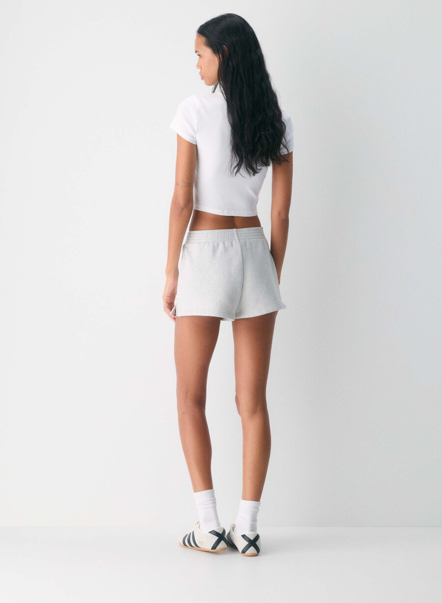 koselig svettefleece perfekt mikroshorts heather cloud white
