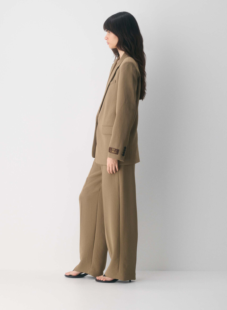 generasjonsblazer - crepette folio brun