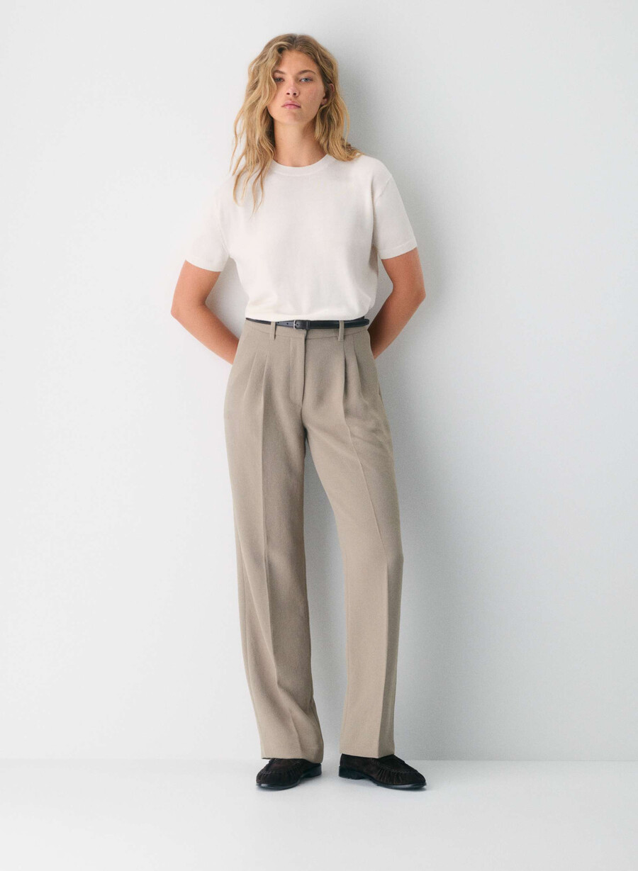 the effortless pant curve-fit – crepette nomad taupe