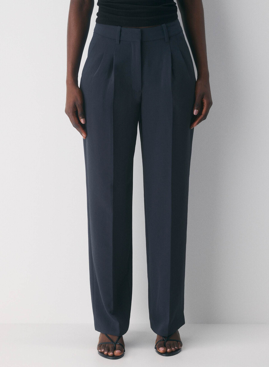 the effortless pant curve-fit – crepette mØrk nattsblÅ