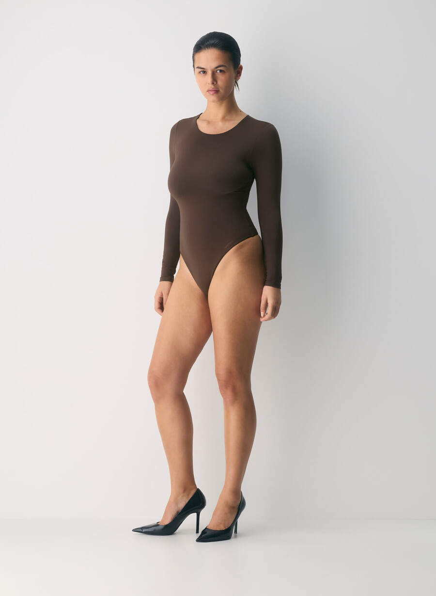 original contour prosperity crew bodysuit mik mokkabrun