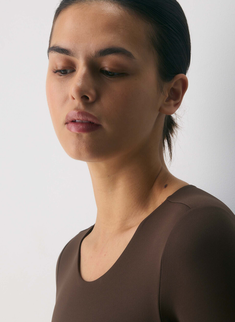 original contour prosperity crew bodysuit mik mokkabrun