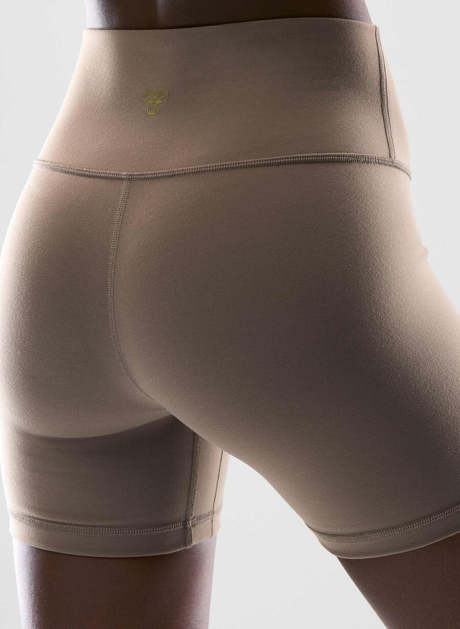 life atmosphere høy rise 13 cm short turner taupe