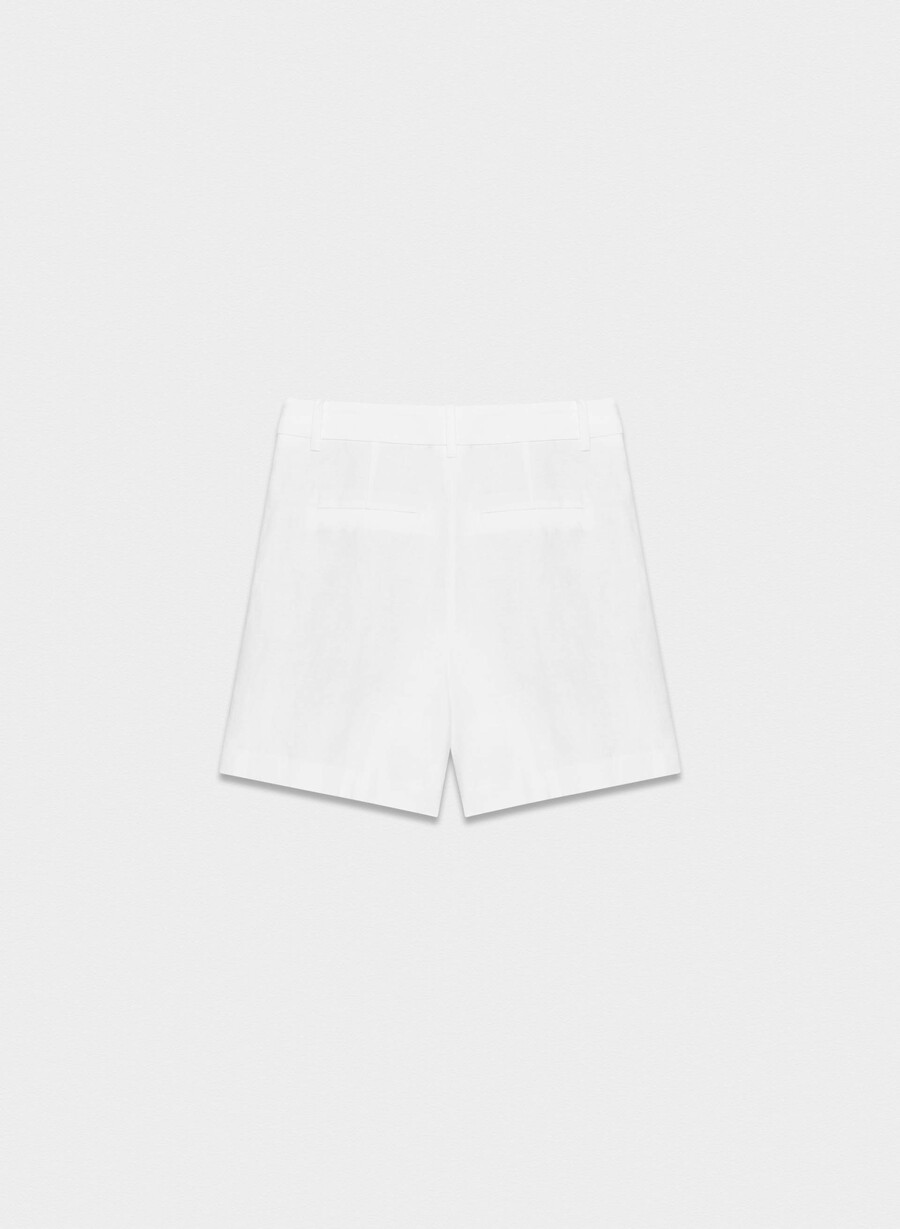 the effortless short mid-thigh – cruiselinen hvit