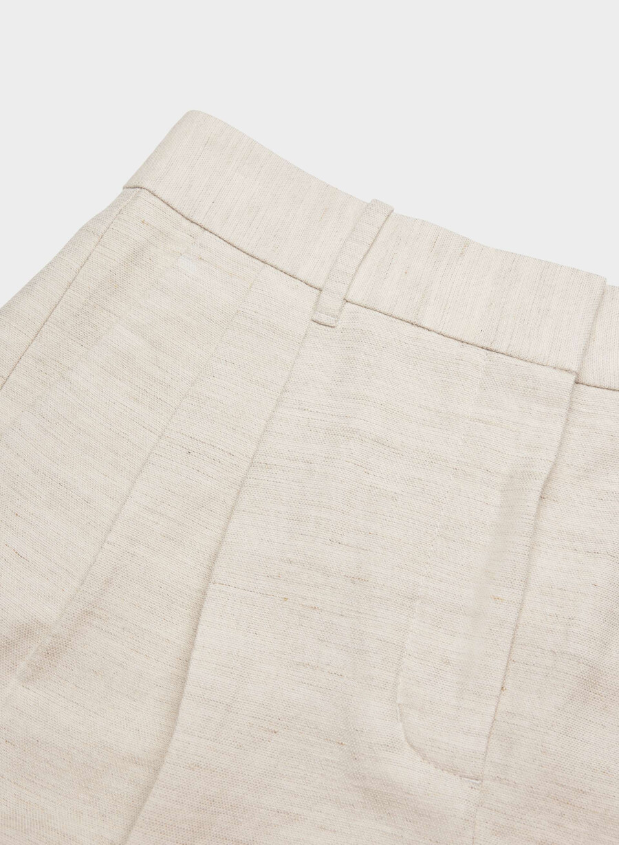 the effortless short mid-thigh – cruiselinen natural ecru