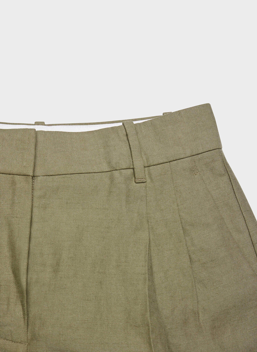 the effortless short mid-thigh – cruiselinen soltØrket oliven