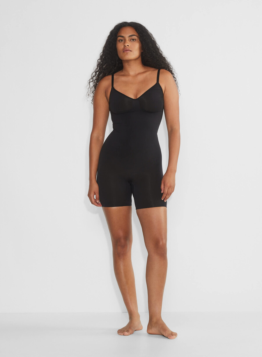 shapeenhance sømløs bodysuit til midt på låret toasty