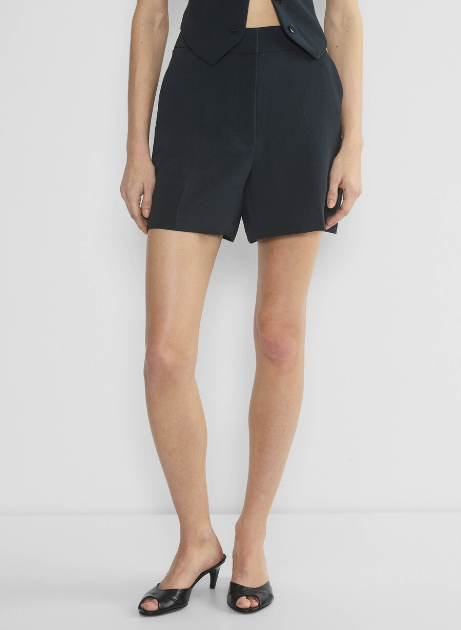 limitless short mid-thigh – crepette dark nat navy