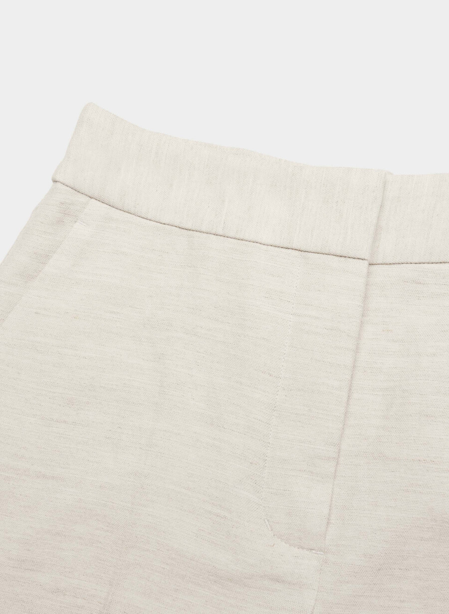 limitless short mid-thigh – cruiselinen naturlig ecru