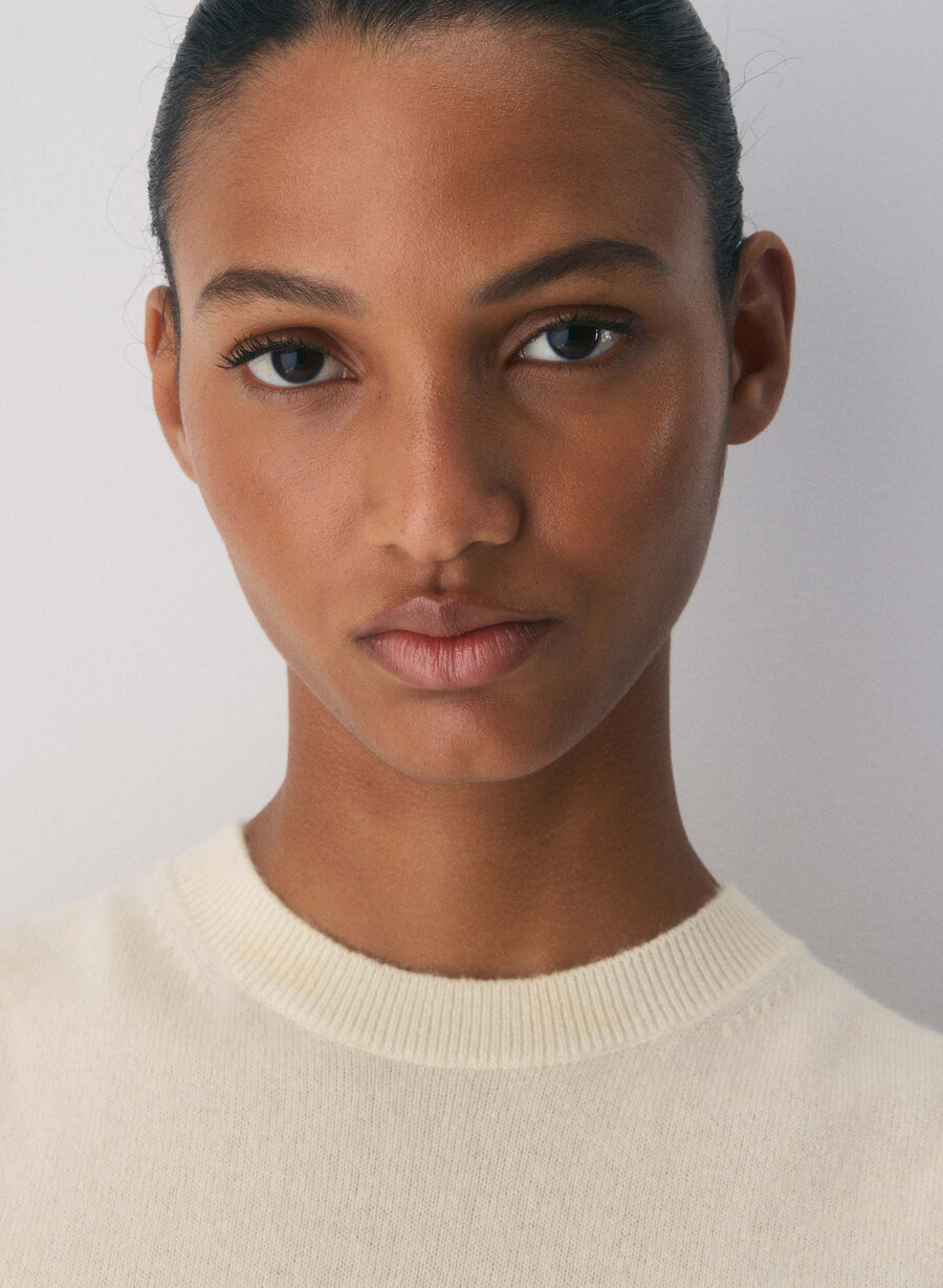 bare cashmere monogram genservest lys bjØrk