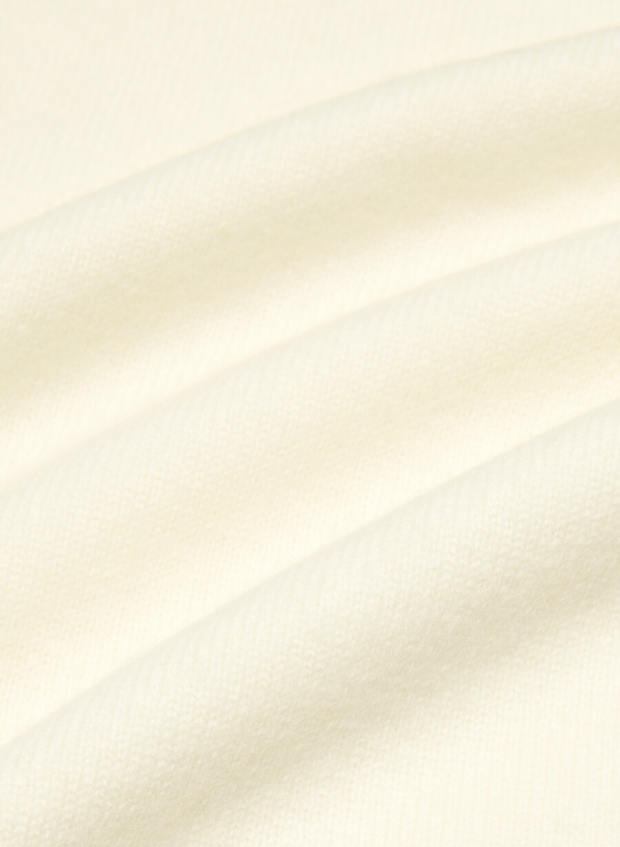 bare cashmere monogram genservest lys bjØrk