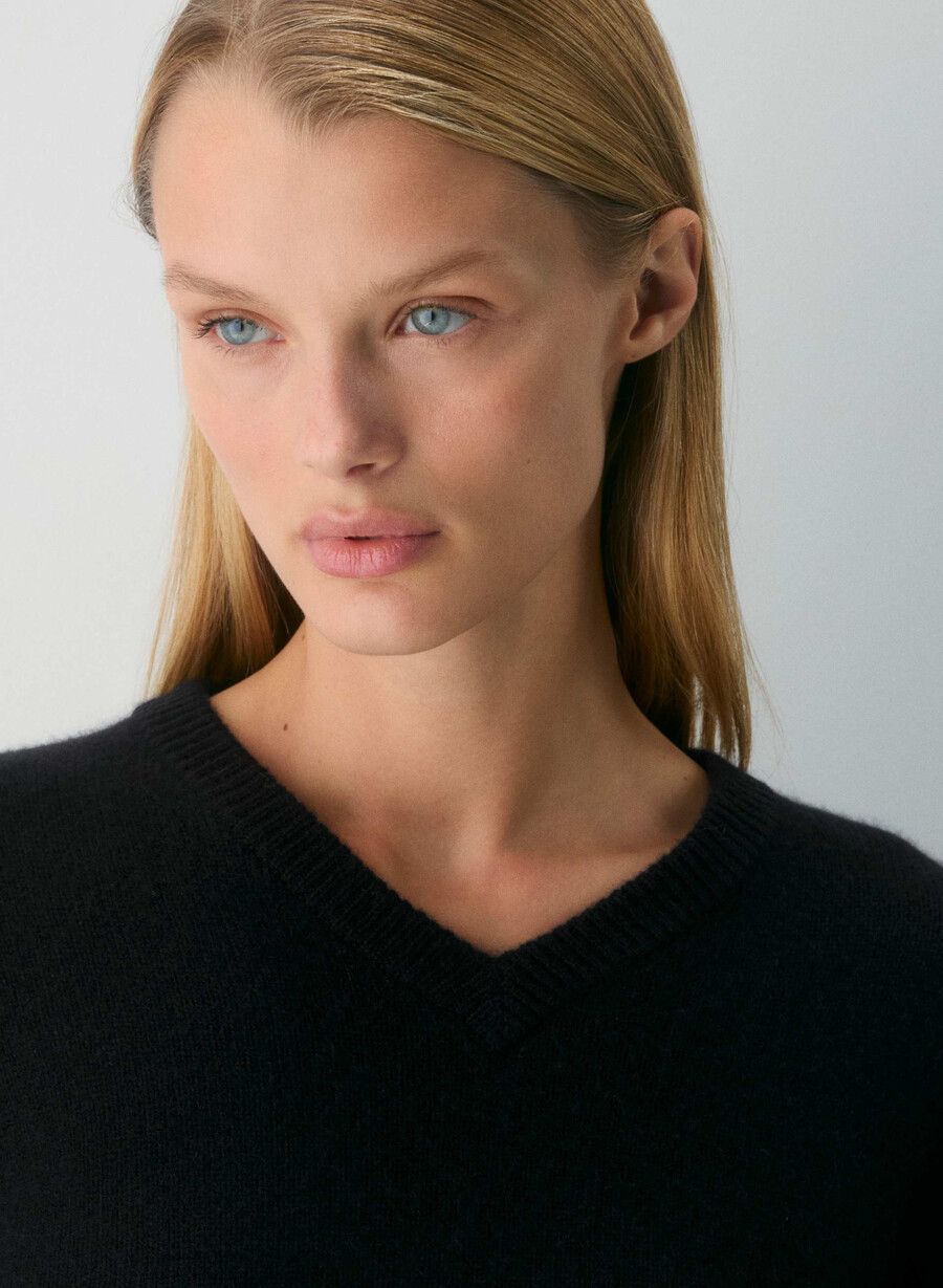 essential cashmere avslappet v-hals genser ufarget spck oat beige