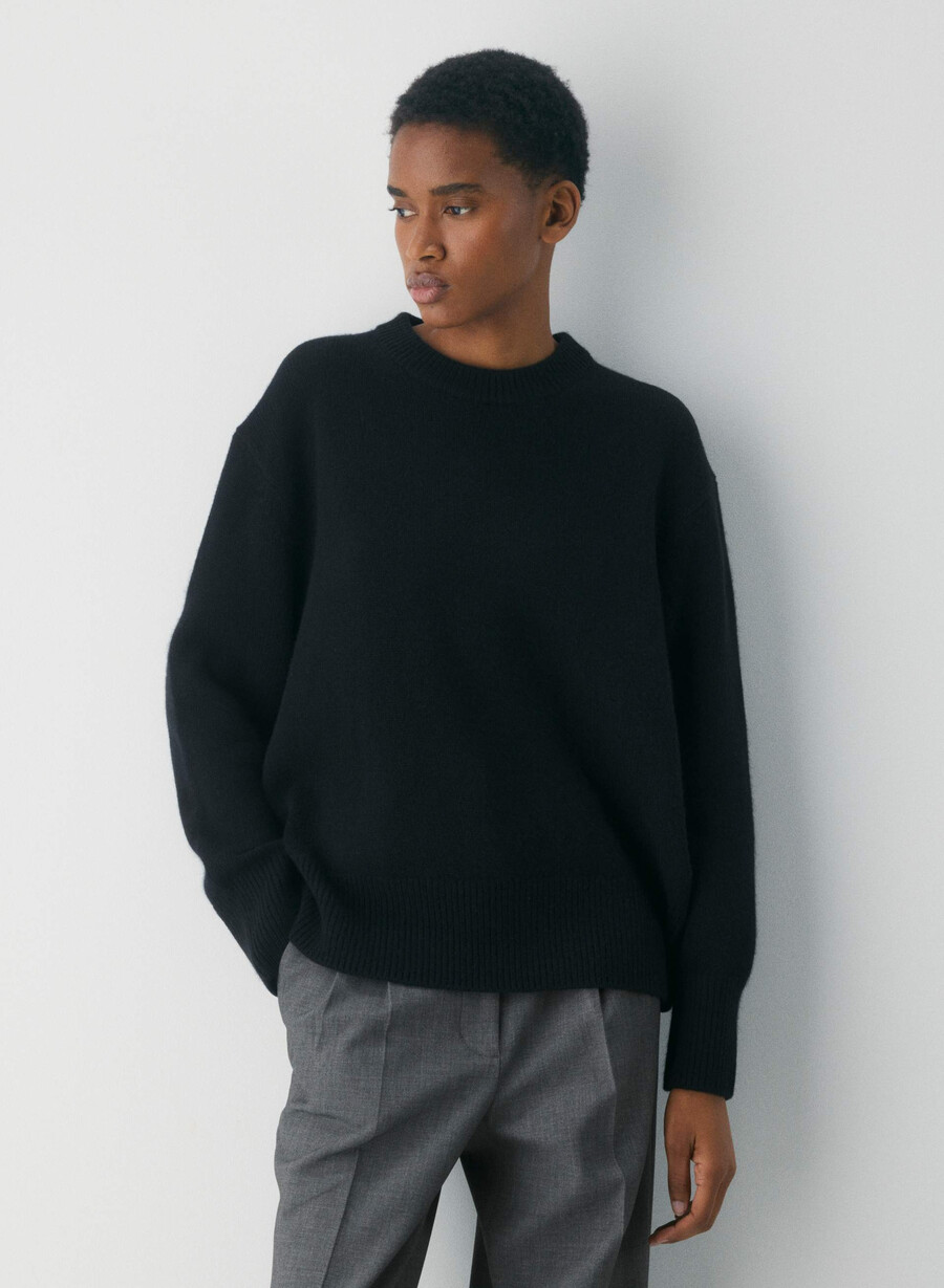 oversized genser i plysj kasjmir svart