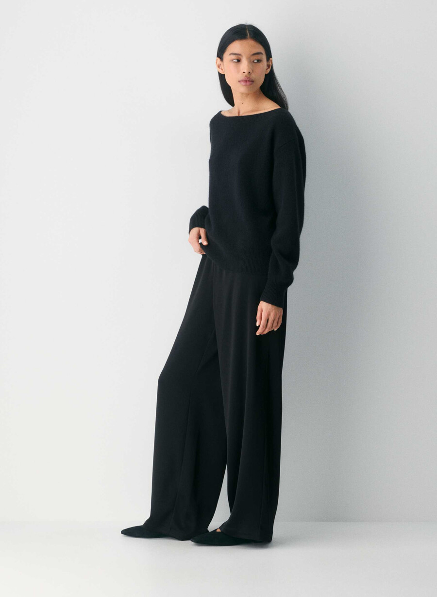 essential cashmere nuance genser svart