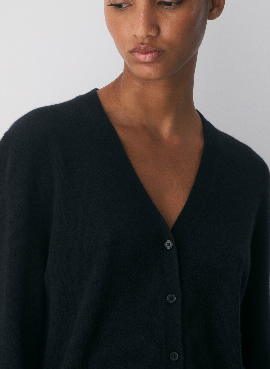 bare cashmere v-hals cardigan svart