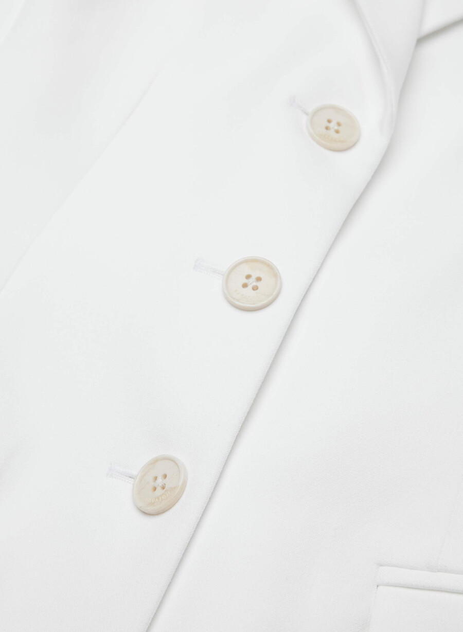 standout blazer - reessential hvit