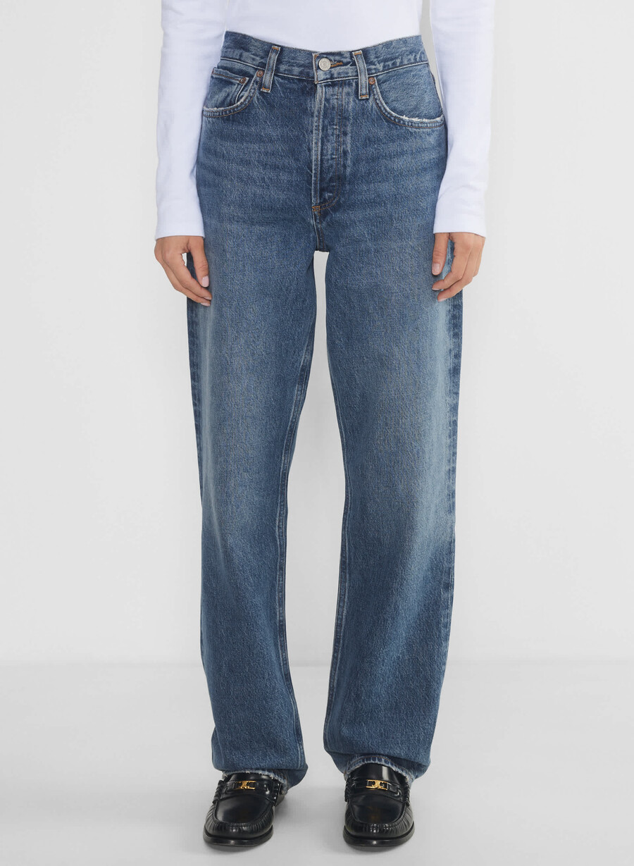 agolde kelly jean essence