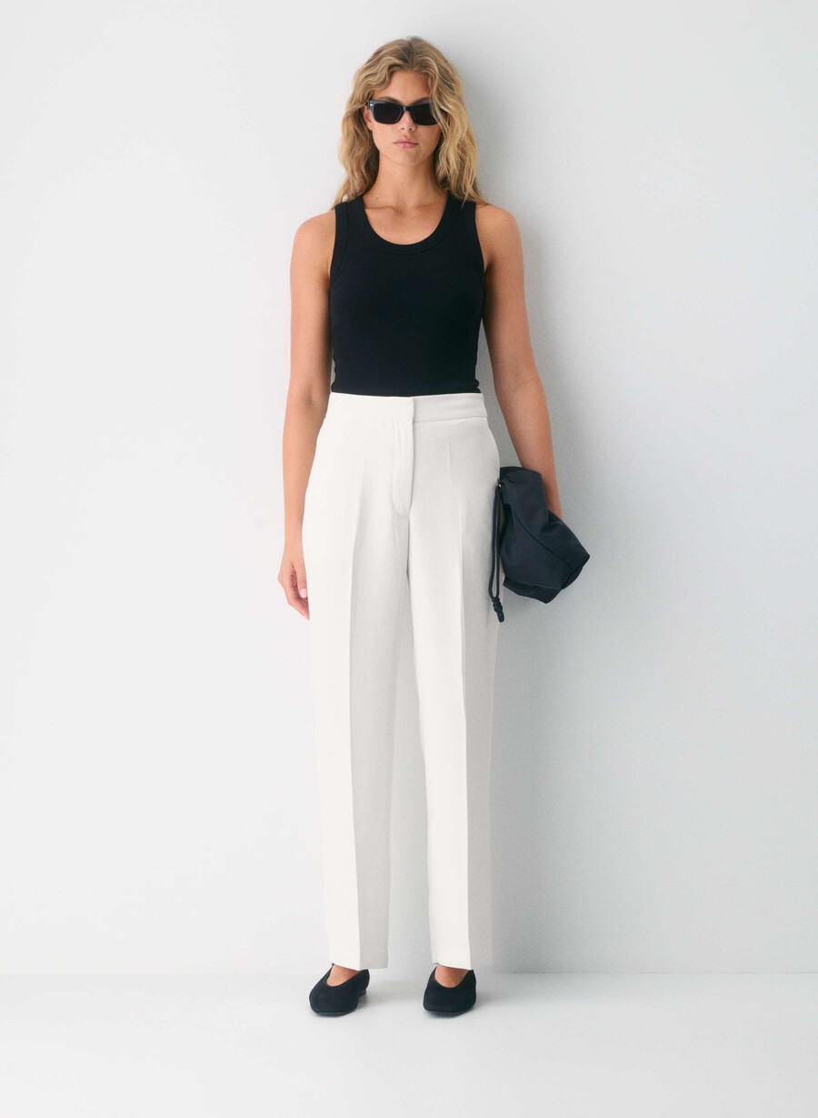 the limitless pant curve-fit - kreppette lys bjørk