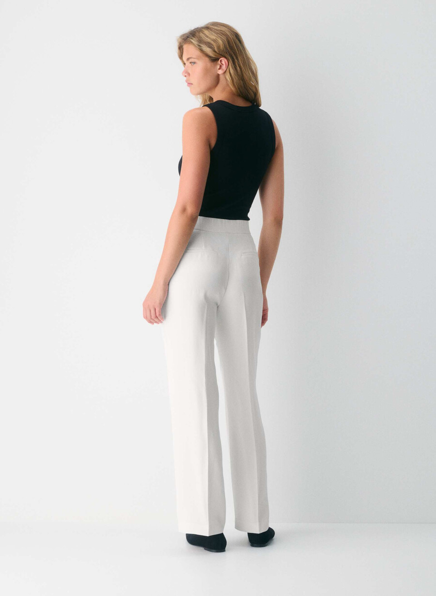 the limitless pant curve-fit - kreppette lys bjørk