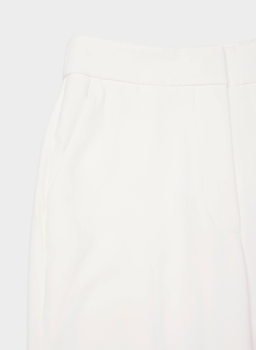 the limitless pant curve-fit - kreppette lys bjørk