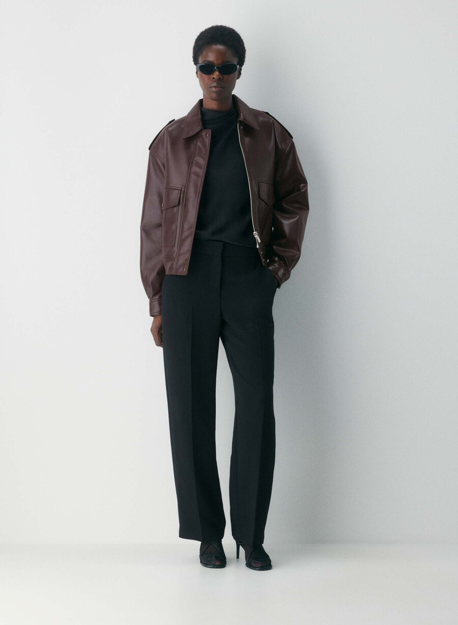 the limitless pant curve-fit – kreppt svart