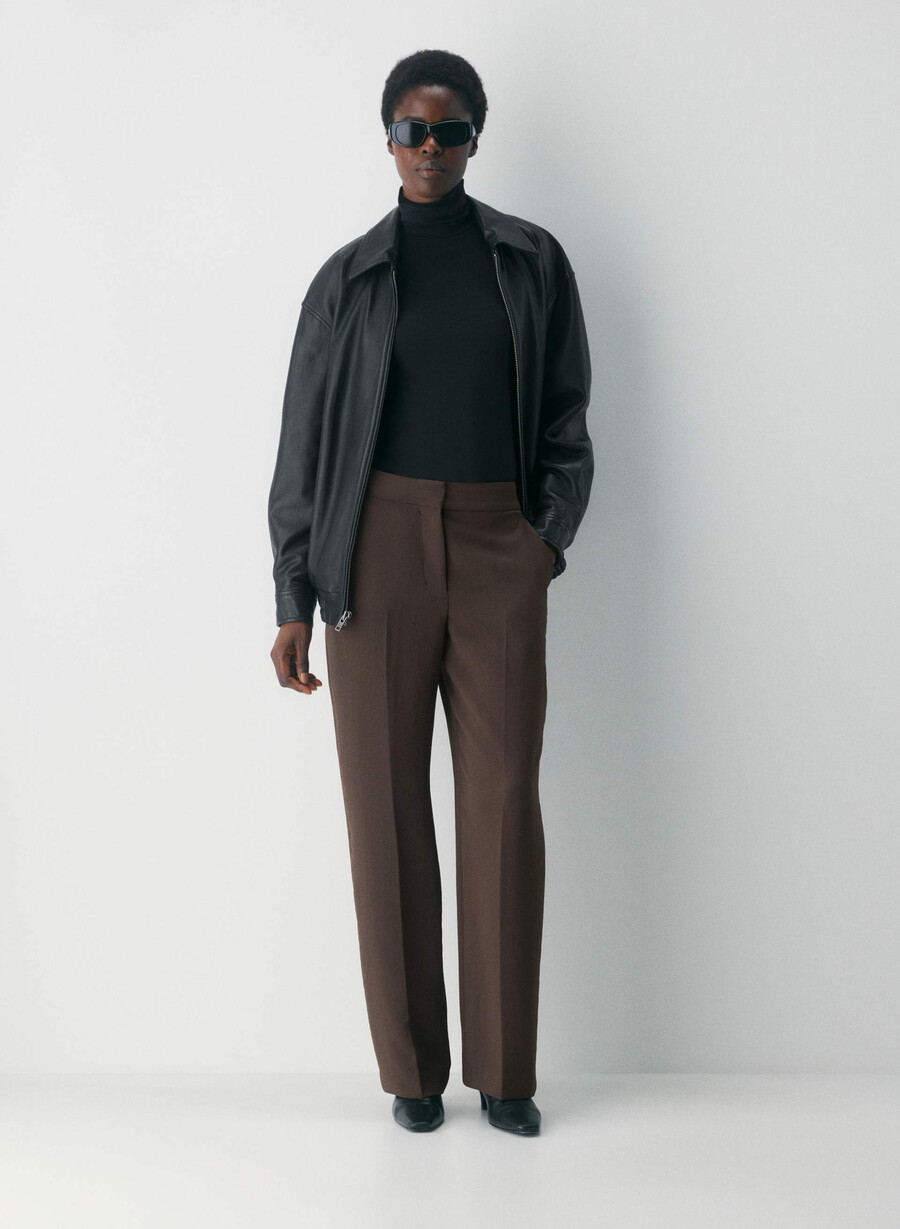 the limitless pant curve-fit - kreppette mokkabrun