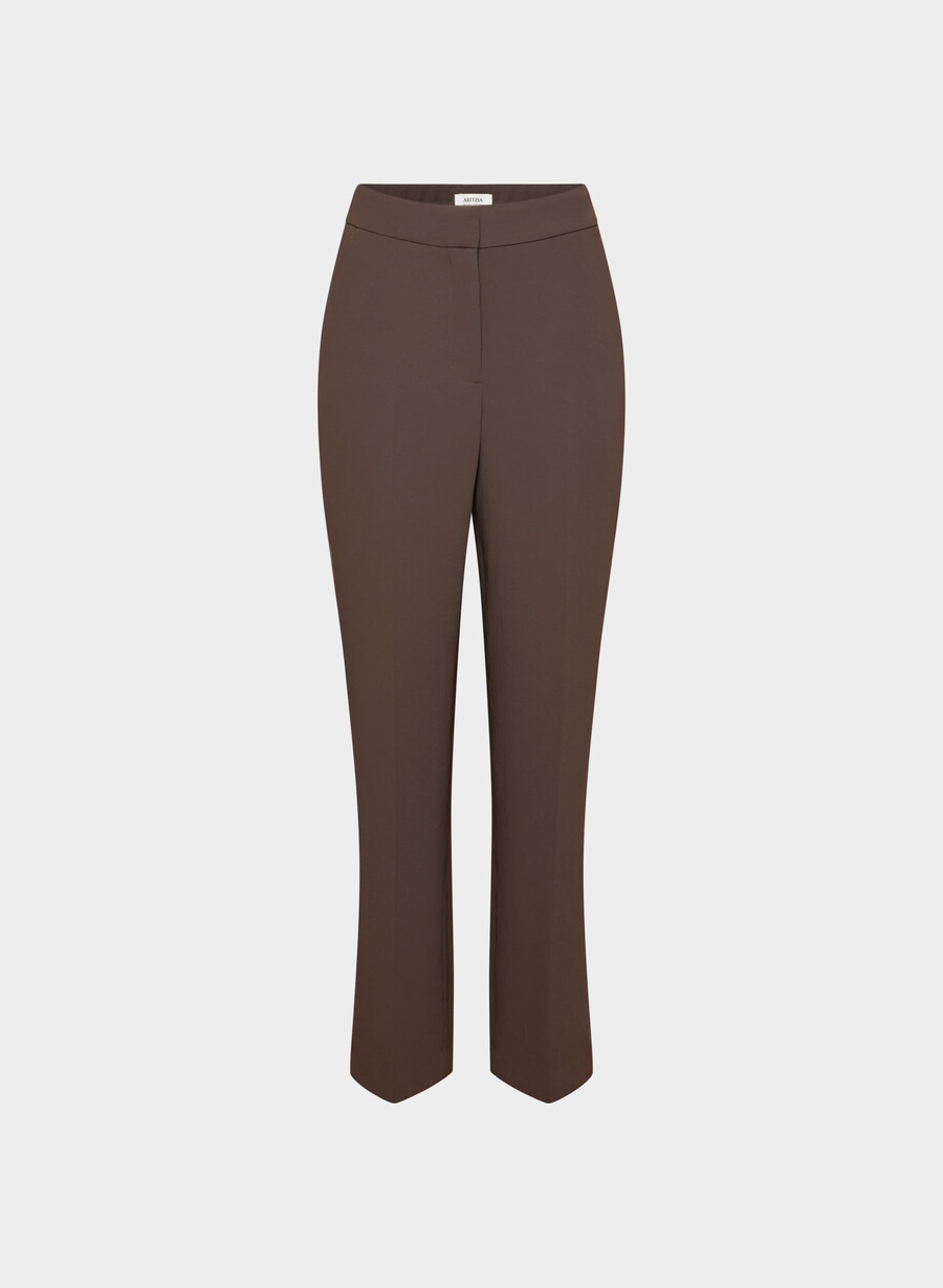 the limitless pant curve-fit - kreppette mokkabrun