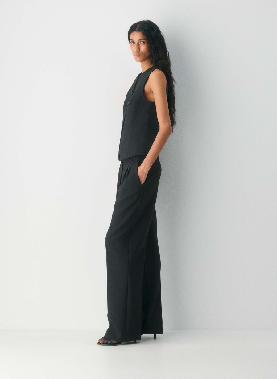 regal vest - reessential heather svart