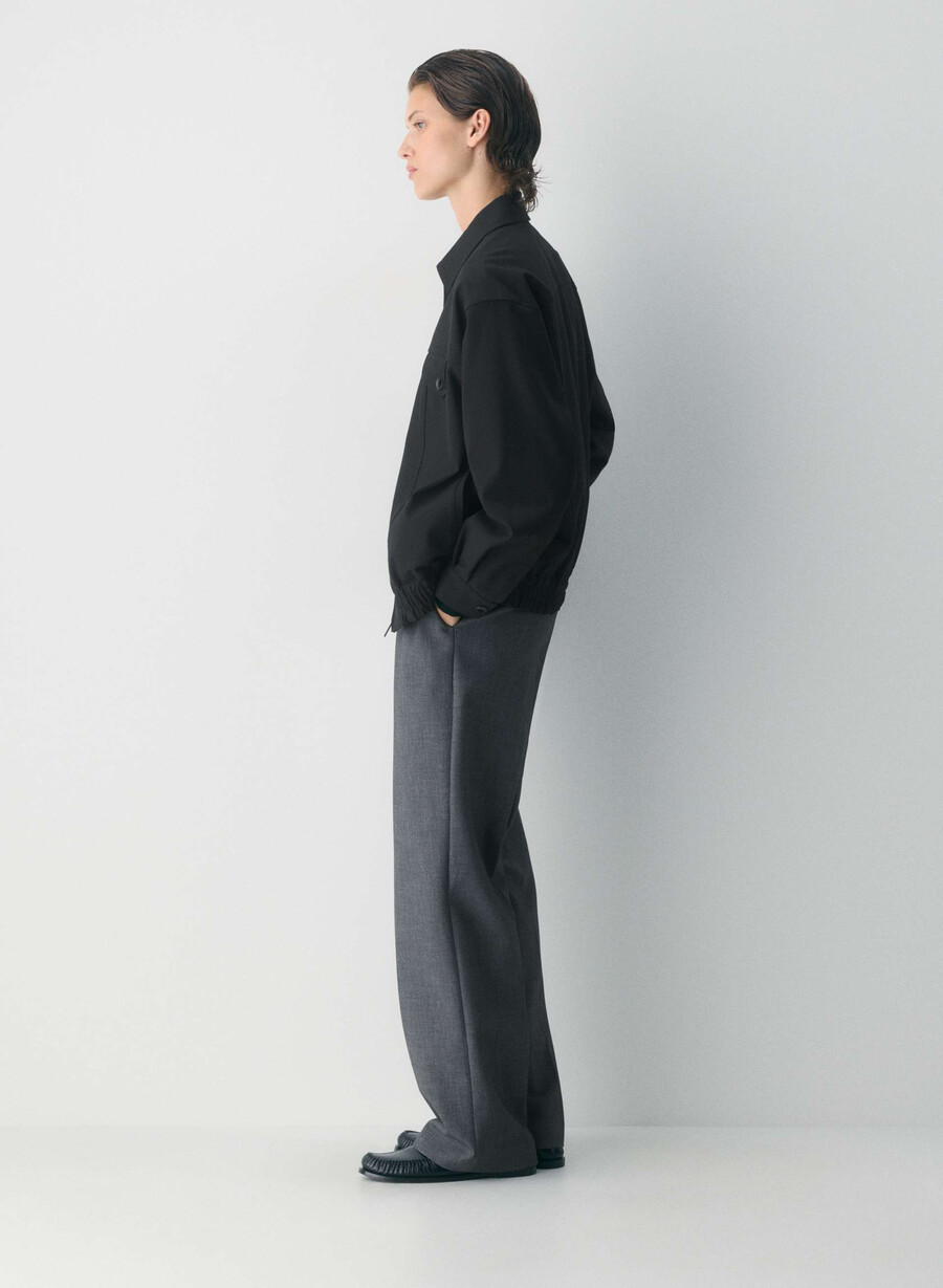telegraph bomber - reessential light svart