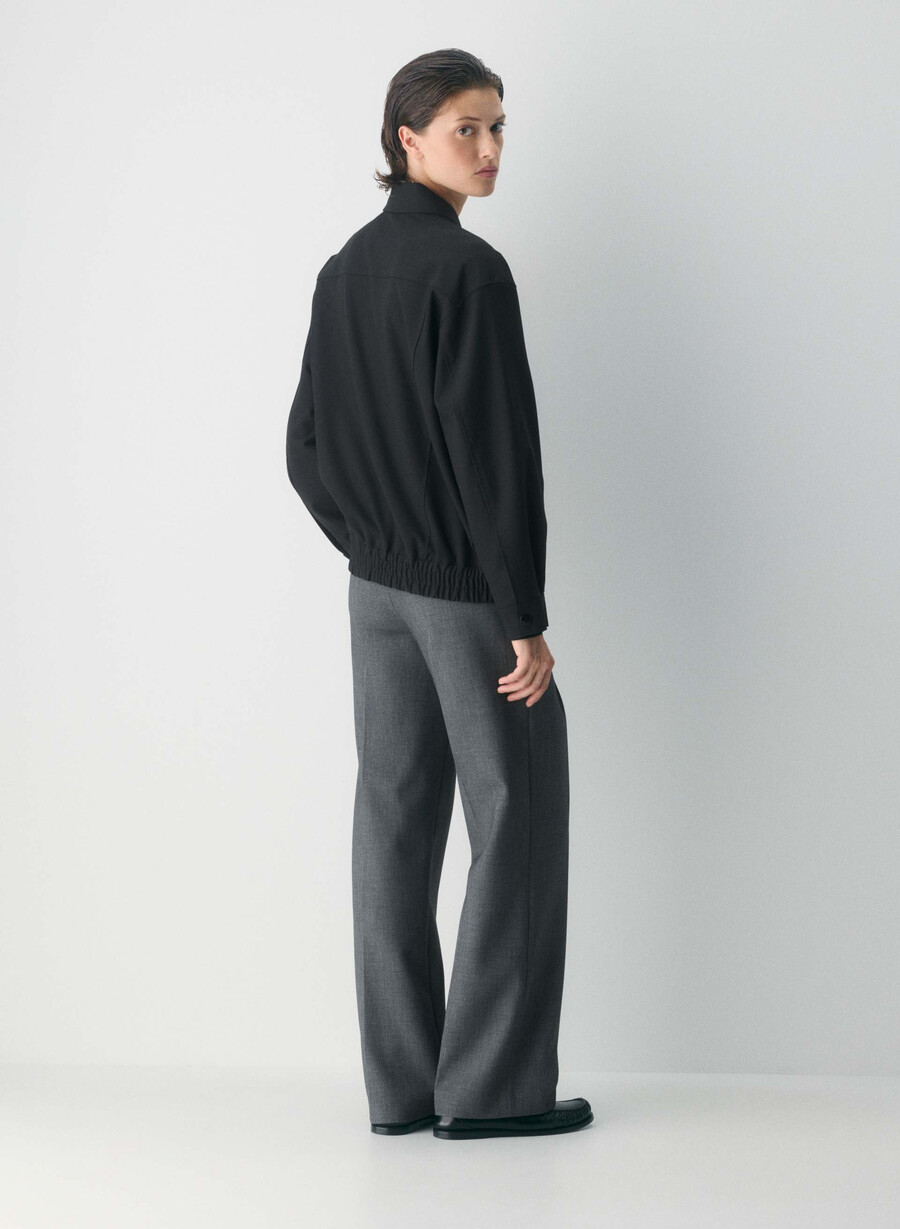 telegraph bomber - reessential light svart