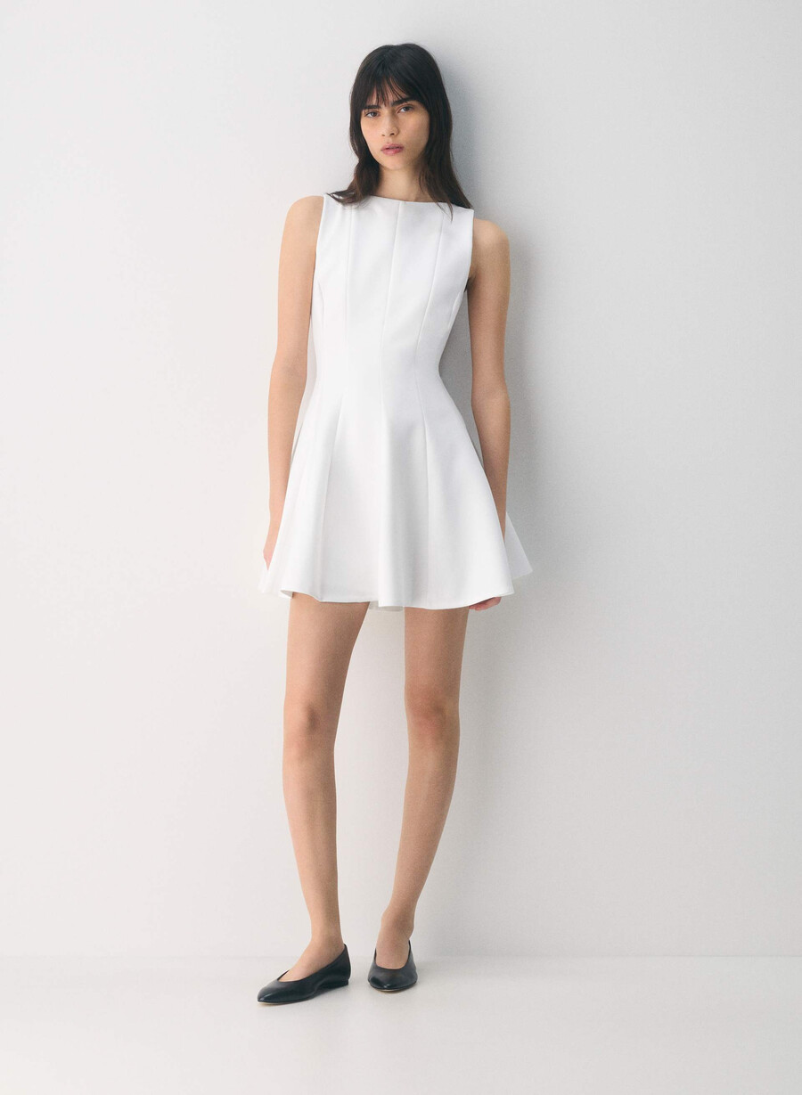 proxy-kjole - reessential white