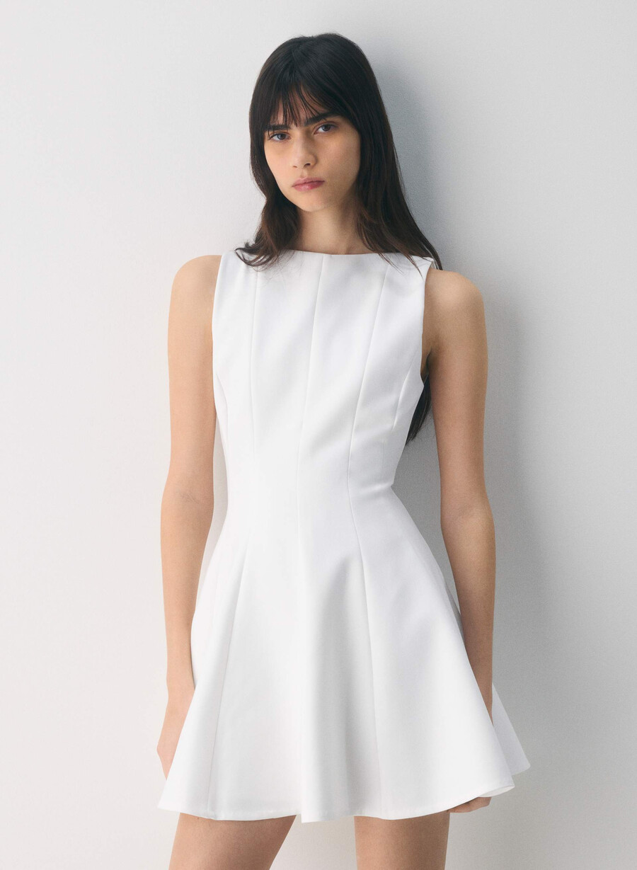 proxy-kjole - reessential white
