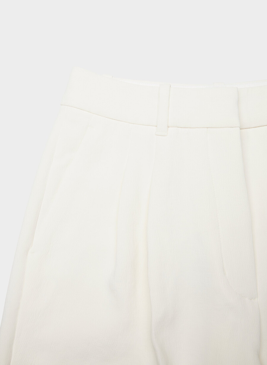 the effortless pant curve-fit cropped - crepette lys bjØrk