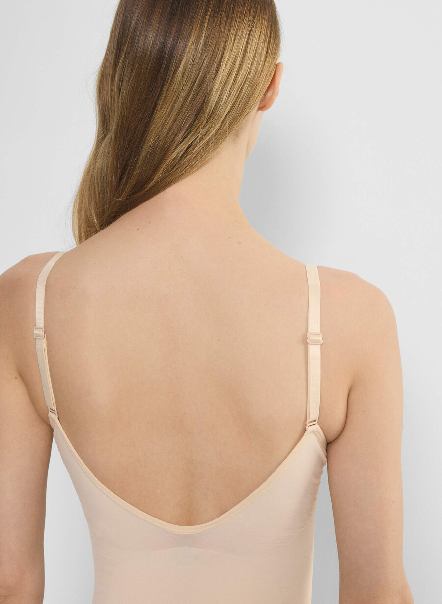shapeenhance thong-body med lav rygg sand