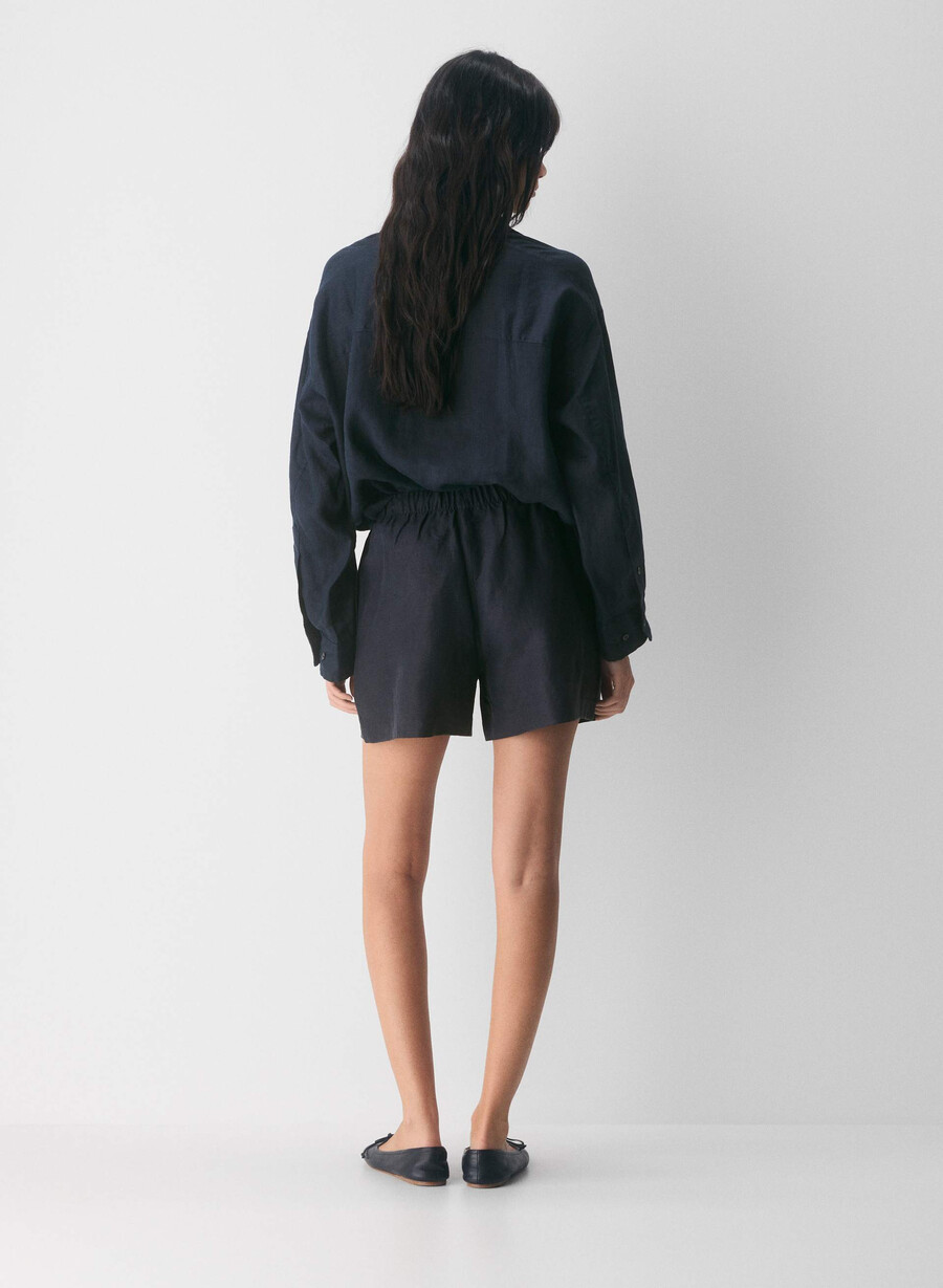 the lodge short mid-thigh – cruiselinen dark nat navy
