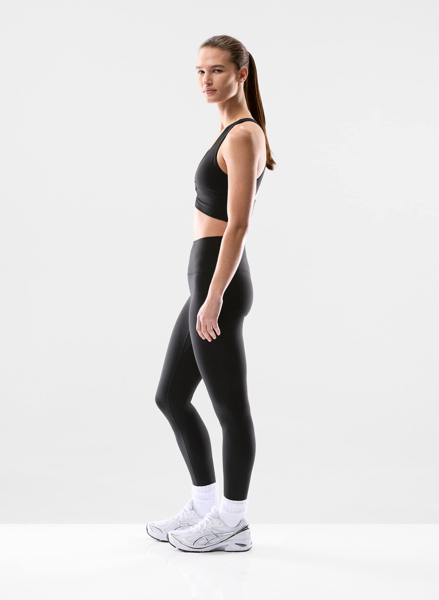 butter cheeky infinite høy rise 66 cm leggings svart