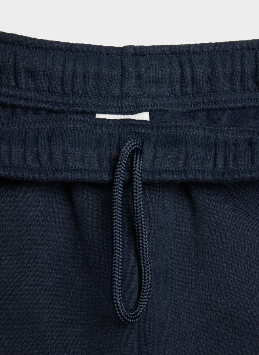 koselig svettefleece mega høyttaljet minishorts admiral