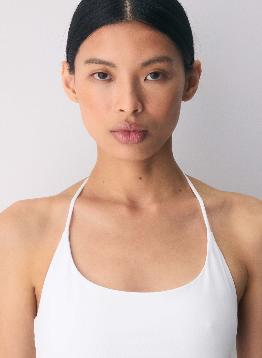 original contour grace halter topp lyshvit