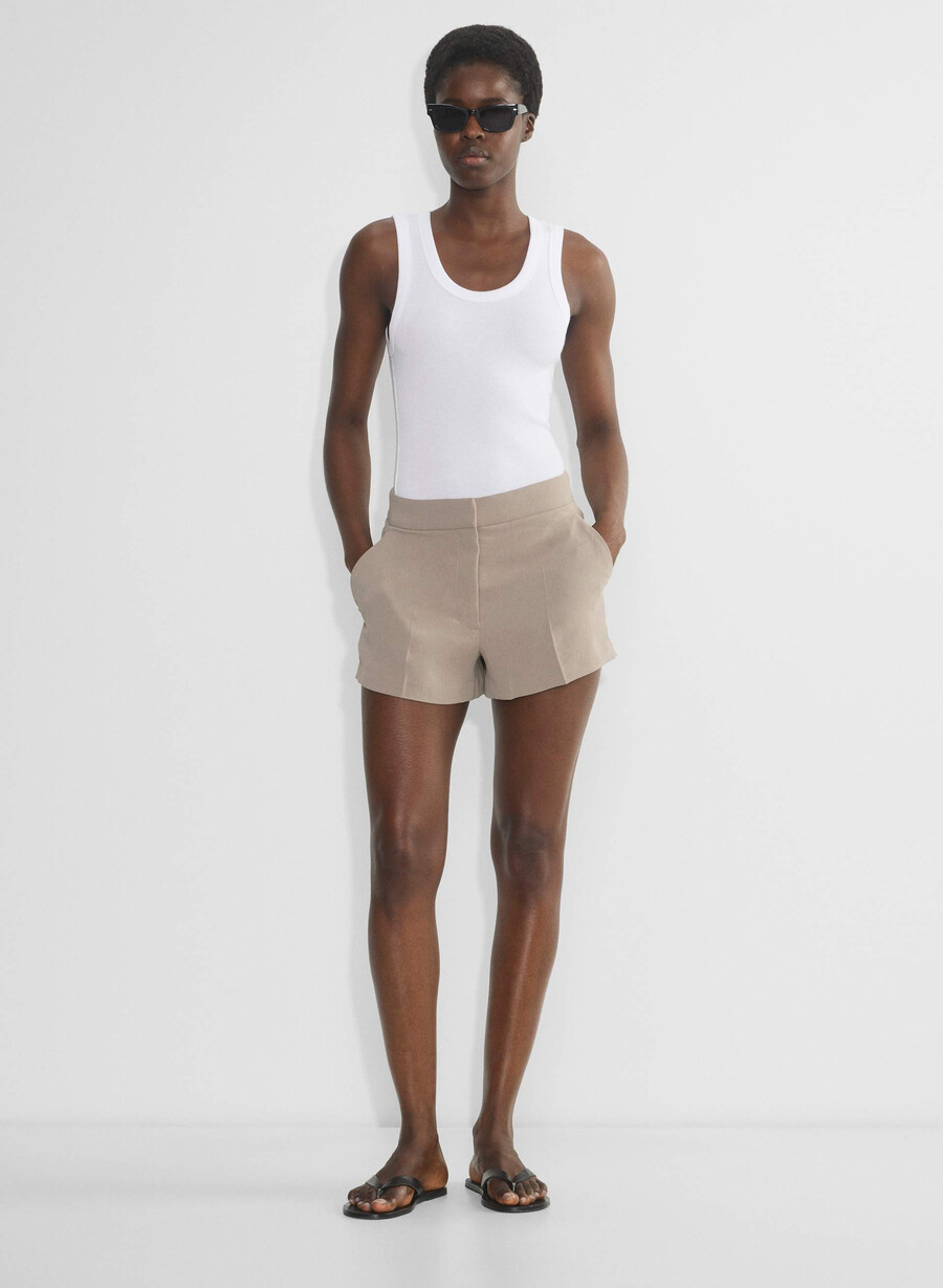 limitless short curve-fit mini – crepette nomad taupe