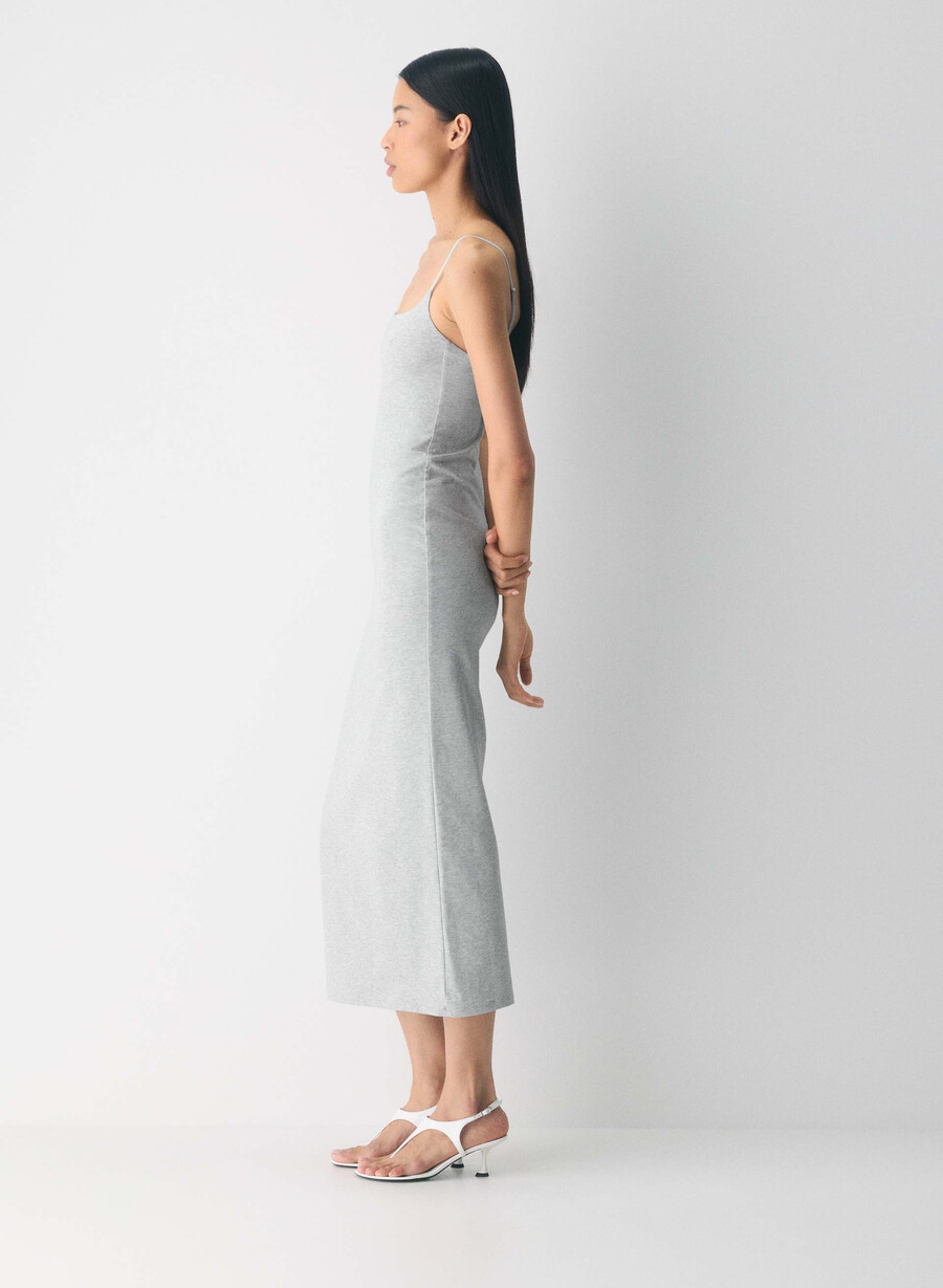 casual contour summon maxi cami-kjole lyngkrom